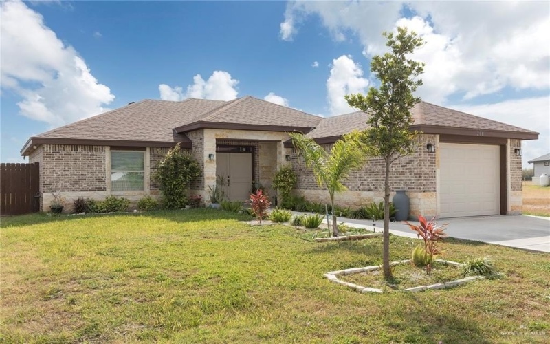 208 San Benito Street, San Juan, TX 78589, 3 Bedrooms Bedrooms, ,2 BathroomsBathrooms,Residential,For Sale,208 San Benito Street,0,496386