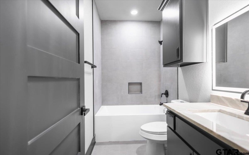 3008 Walton Rd., Tyler, TX 75701, 4 Bedrooms Bedrooms, ,2 BathroomsBathrooms,Residential,For Sale,3008 Walton Rd.,0,26002478