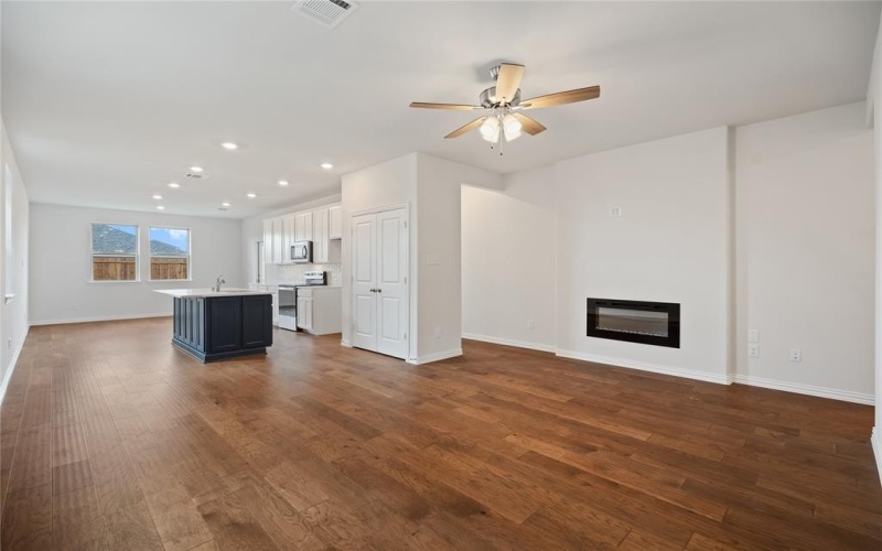2618 Hawkins Street, Anna, TX 75409, 4 Bedrooms Bedrooms, ,2 BathroomsBathrooms,Residential,For Sale,2618 Hawkins Street,20644177