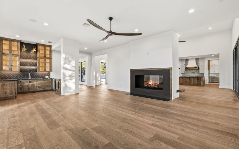 240 La Serena Loop, Horseshoe Bay, TX 78657, 5 Bedrooms Bedrooms, ,6 BathroomsBathrooms,Residential,For Sale,240 La Serena Loop,0,176584