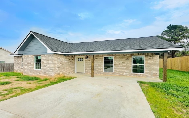 125 Abby Street, Center, TX 75935, 3 Habitaciones Habitaciones , ,2 BañosBaños,Residential,En Venta,125 Abby Street,0,22601224