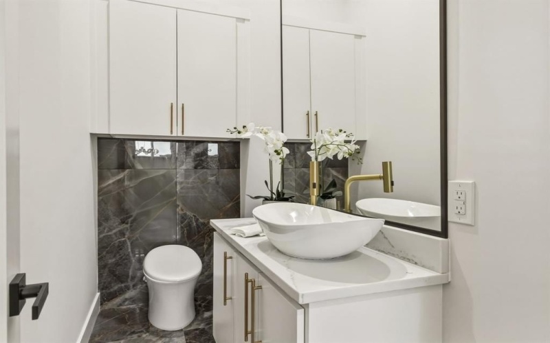 3905 Wemdon Drive, Dallas, TX 75220, 5 Bedrooms Bedrooms, ,6 BathroomsBathrooms,Residential,For Sale,3905 Wemdon Drive,0,21083806