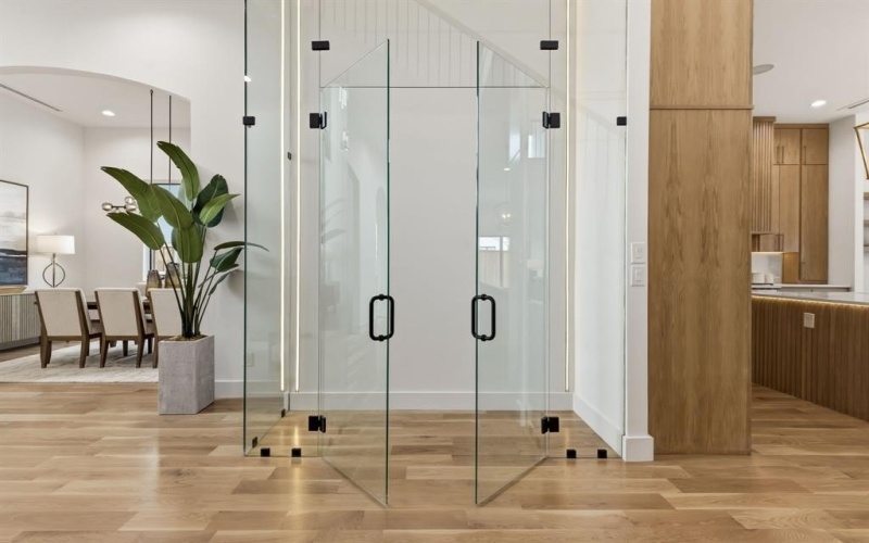 3905 Wemdon Drive, Dallas, TX 75220, 5 Bedrooms Bedrooms, ,6 BathroomsBathrooms,Residential,For Sale,3905 Wemdon Drive,0,21083806