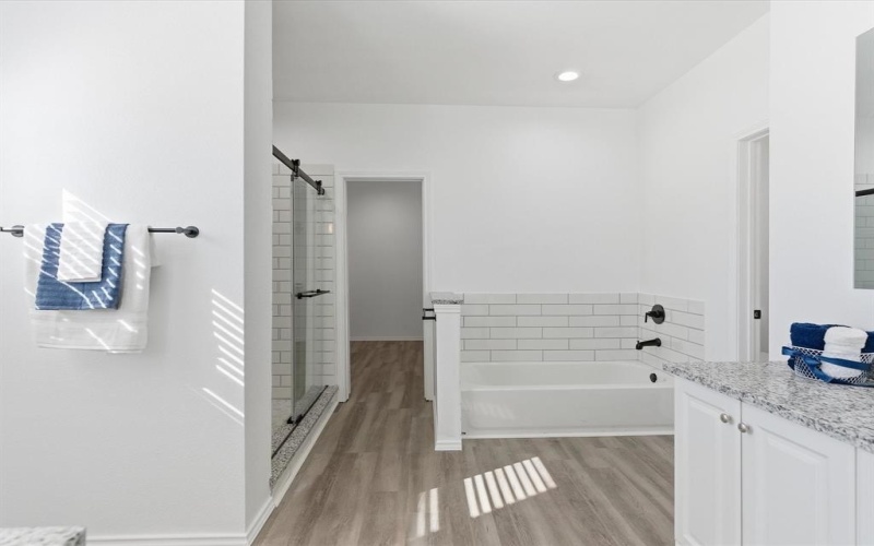 408 Susan Drive, Kennedale, TX 76060, 4 Bedrooms Bedrooms, ,2 BathroomsBathrooms,Residential,For Sale,408 Susan Drive,0,21149375