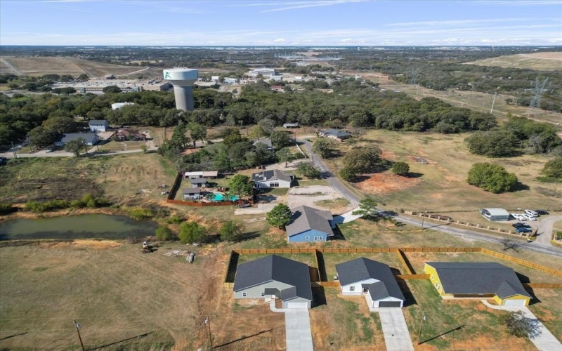 408 Susan Drive, Kennedale, TX 76060, 4 Bedrooms Bedrooms, ,2 BathroomsBathrooms,Residential,For Sale,408 Susan Drive,0,21149375