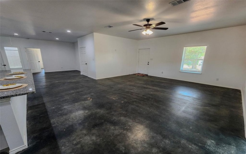 400 Susan Drive, Kennedale, TX 76060, 4 Bedrooms Bedrooms, ,2 BathroomsBathrooms,Residential,For Sale,400 Susan Drive,0,21149419