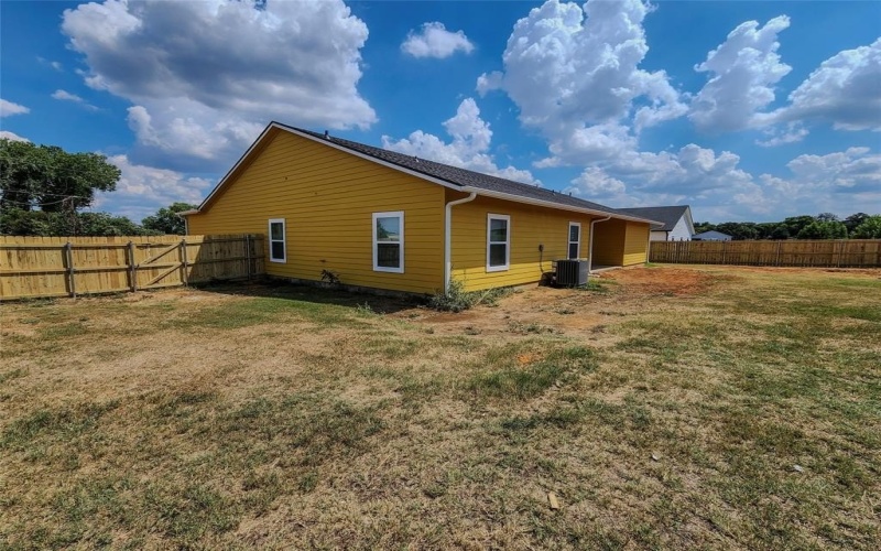 400 Susan Drive, Kennedale, TX 76060, 4 Bedrooms Bedrooms, ,2 BathroomsBathrooms,Residential,For Sale,400 Susan Drive,0,21149419