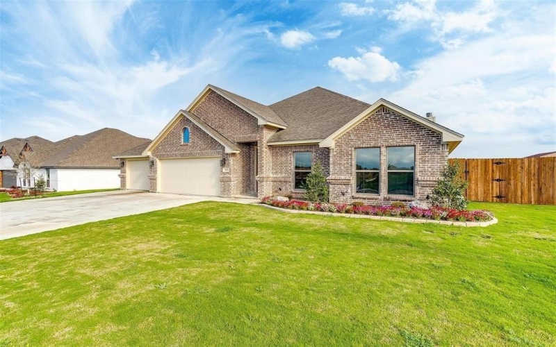 312 Trail Dust Drive, Godley, TX 76044, 4 Habitaciones Habitaciones , ,2 BañosBaños,Residential,En Venta,312 Trail Dust Drive,20590771