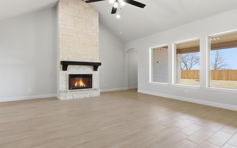 829 Haley Street, Springtown, TX 76082, 4 Habitaciones Habitaciones , ,2 BañosBaños,Residential,En Venta,829 Haley Street,0,21182264