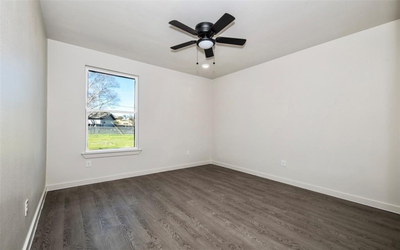 170 Half Moon Way, Runaway Bay, TX 76426, 4 Habitaciones Habitaciones , ,2 BañosBaños,Residential,En Venta,170 Half Moon Way,0,21182406