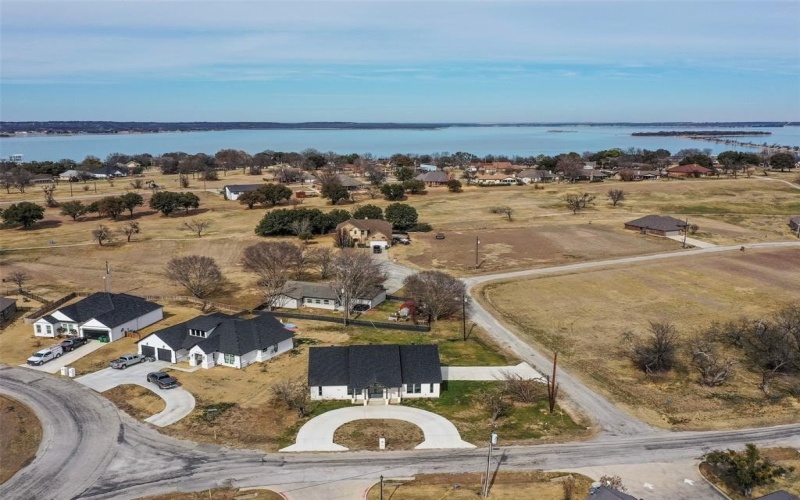 170 Half Moon Way, Runaway Bay, TX 76426, 4 Habitaciones Habitaciones , ,2 BañosBaños,Residential,En Venta,170 Half Moon Way,0,21182406