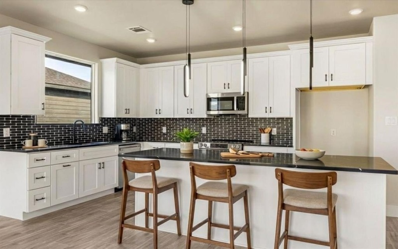 2314 Forest Hill Lane, Granbury, TX 76048, 3 Bedrooms Bedrooms, ,2 BathroomsBathrooms,Residential,For Sale,2314 Forest Hill Lane,0,21184873