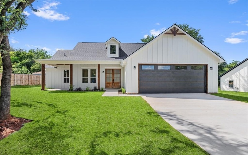 1610 Cheyenne Trail, Granbury, TX 76048, 3 Habitaciones Habitaciones , ,2 BañosBaños,Residential,En Venta,1610 Cheyenne Trail,0,21184895