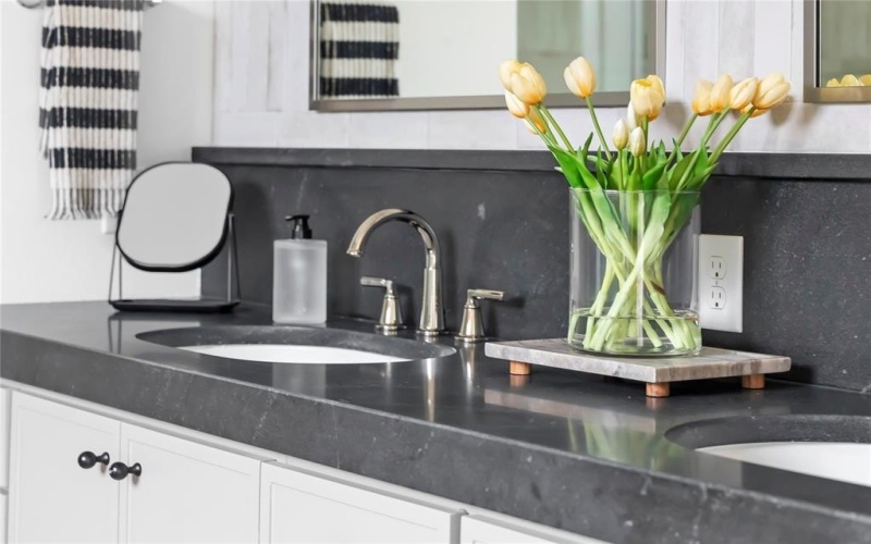 3316 Ferguson Road, Grapevine, TX 76092, 5 Bedrooms Bedrooms, ,5 BathroomsBathrooms,Residential,For Sale,3316 Ferguson Road,0,21185029