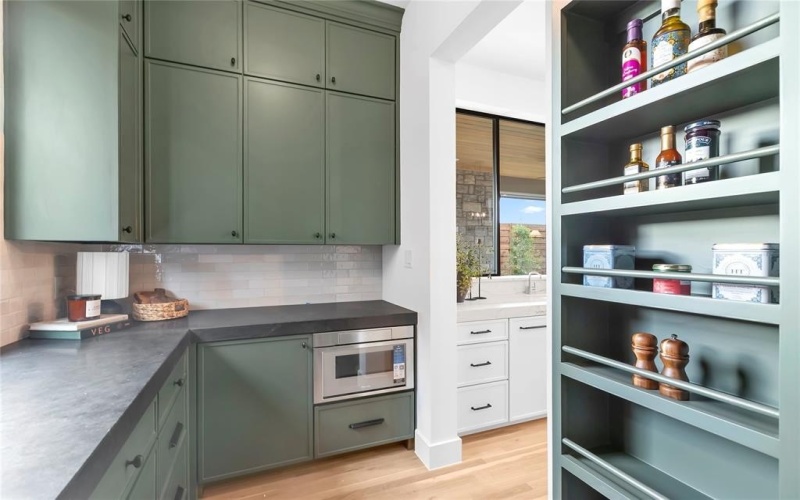 3316 Ferguson Road, Grapevine, TX 76092, 5 Bedrooms Bedrooms, ,5 BathroomsBathrooms,Residential,For Sale,3316 Ferguson Road,0,21185029