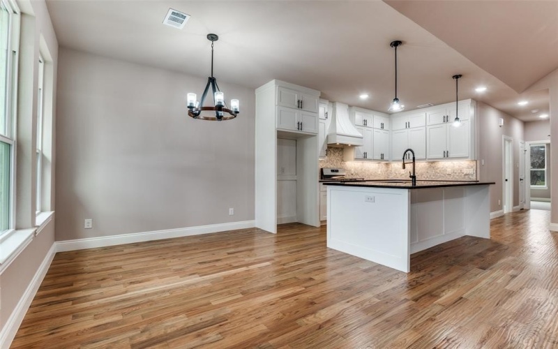 415 N Watson Street, Seagoville, TX 75159, 3 Habitaciones Habitaciones , ,2 BañosBaños,Residential,En Venta,415 N Watson Street,0,21185286