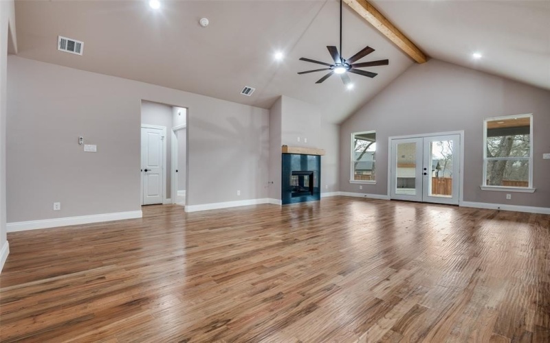 415 N Watson Street, Seagoville, TX 75159, 3 Habitaciones Habitaciones , ,2 BañosBaños,Residential,En Venta,415 N Watson Street,0,21185286