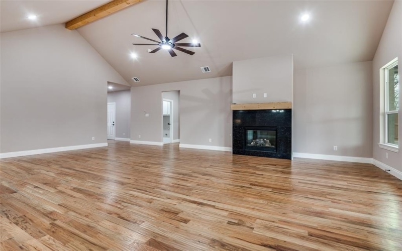 415 N Watson Street, Seagoville, TX 75159, 3 Habitaciones Habitaciones , ,2 BañosBaños,Residential,En Venta,415 N Watson Street,0,21185286