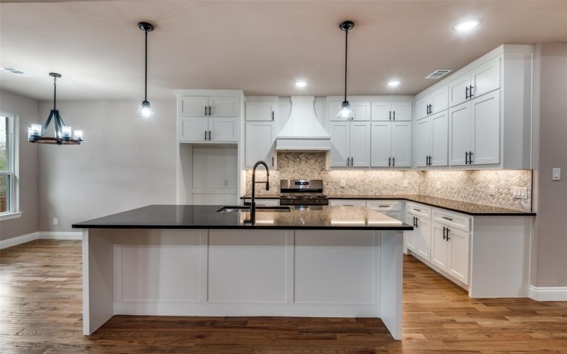 415 N Watson Street, Seagoville, TX 75159, 3 Habitaciones Habitaciones , ,2 BañosBaños,Residential,En Venta,415 N Watson Street,0,21185286