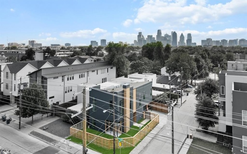 2323 N Carroll Avenue, Dallas, TX 75204, 4 Habitaciones Habitaciones , ,2 BañosBaños,Residential,En Venta,2323 N Carroll Avenue,0,21185410