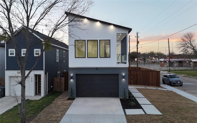 2633 Peabody Avenue, Dallas, TX 75215, 4 Habitaciones Habitaciones , ,3 BañosBaños,Residential,En Venta,2633 Peabody Avenue,0,21185464