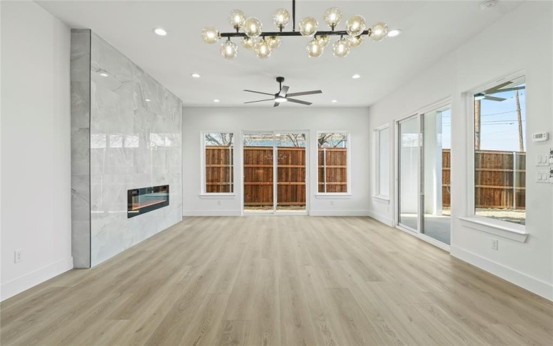 2633 Peabody Avenue, Dallas, TX 75215, 4 Habitaciones Habitaciones , ,3 BañosBaños,Residential,En Venta,2633 Peabody Avenue,0,21185464