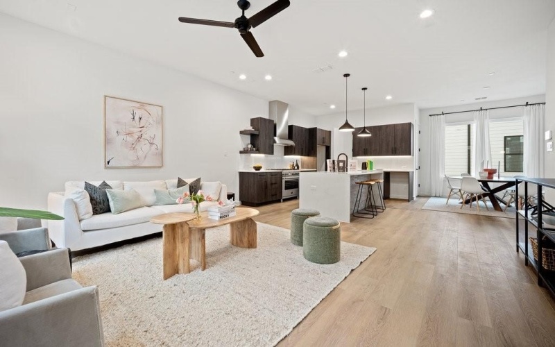 3612 San Jacinto #107, Dallas, TX 75204, 3 Habitaciones Habitaciones , ,3 BañosBaños,Residential,En Venta,3612 San Jacinto,0,21185479