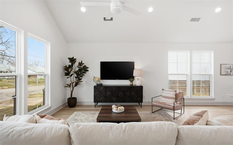 538 Proctor Avenue, Waco, TX 76708, 4 Bedrooms Bedrooms, ,2 BathroomsBathrooms,Residential,For Sale,538 Proctor Avenue,0,21185482