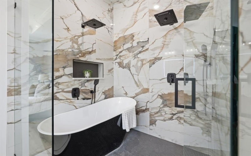 707 Ross Trail, Arlington, TX 76012, 4 Habitaciones Habitaciones , ,2 BañosBaños,Residential,En Venta,707 Ross Trail,0,21185505