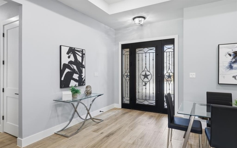 707 Ross Trail, Arlington, TX 76012, 4 Habitaciones Habitaciones , ,2 BañosBaños,Residential,En Venta,707 Ross Trail,0,21185505