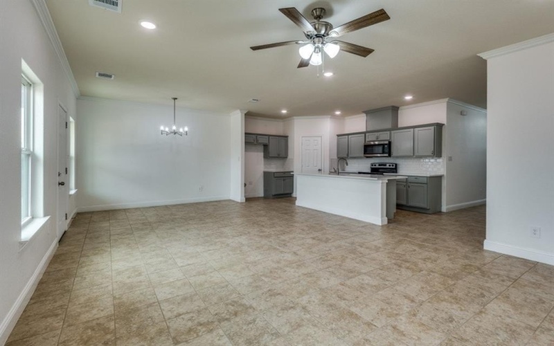 2110 22nd, Fort Worth, TX 76164, 4 Bedrooms Bedrooms, ,2 BathroomsBathrooms,Residential,For Sale,2110 22nd,0,21185572