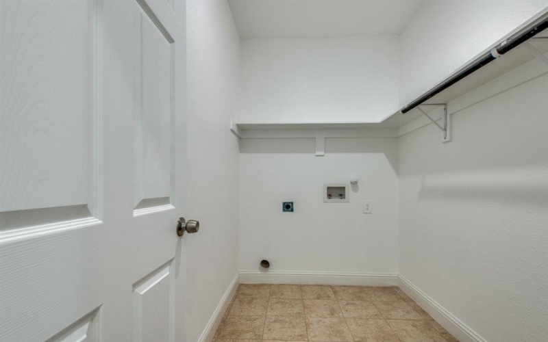 2110 22nd, Fort Worth, TX 76164, 4 Bedrooms Bedrooms, ,2 BathroomsBathrooms,Residential,For Sale,2110 22nd,0,21185572