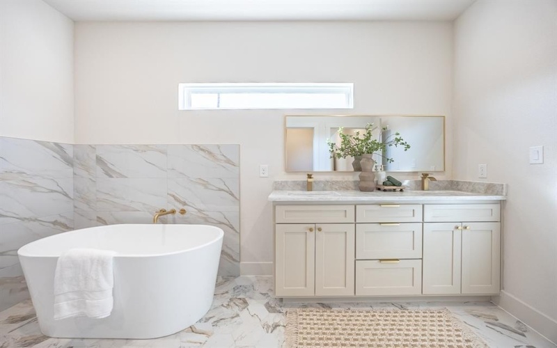 617 E Ramsey Avenue, Fort Worth, TX 76104, 4 Habitaciones Habitaciones , ,3 BañosBaños,Residential,En Venta,617 E Ramsey Avenue,0,21185686