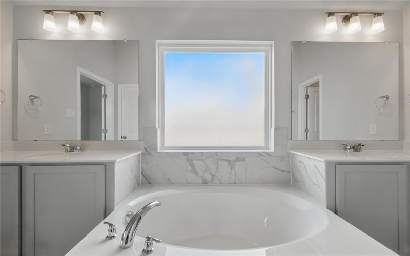 1309 Stockton Trail, Red Oak, TX 75154, 3 Bedrooms Bedrooms, ,2 BathroomsBathrooms,Residential,For Sale,1309 Stockton Trail,0,21185693