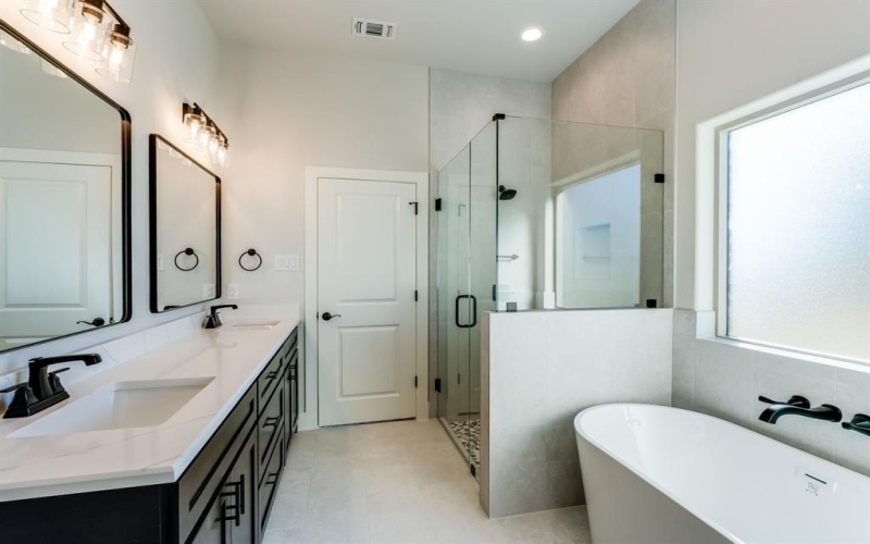 7017 Ranch View Place, Springtown, TX 76082, 4 Bedrooms Bedrooms, ,2 BathroomsBathrooms,Residential,For Sale,7017 Ranch View Place,0,21185711