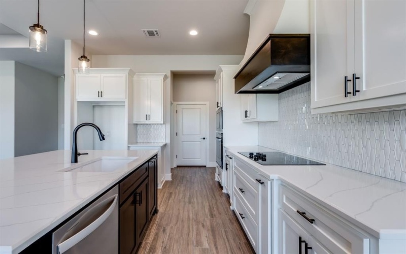 7017 Ranch View Place, Springtown, TX 76082, 4 Bedrooms Bedrooms, ,2 BathroomsBathrooms,Residential,For Sale,7017 Ranch View Place,0,21185711