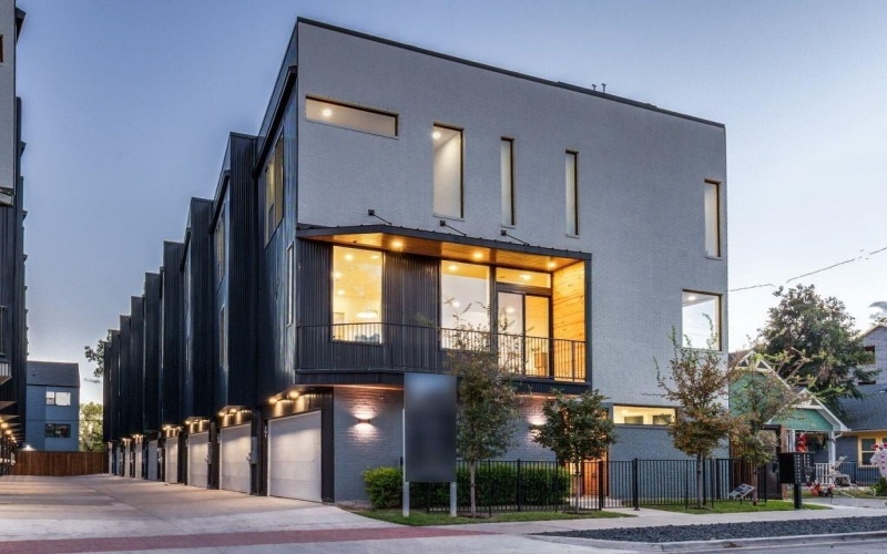 426 W 9th Street #104, Dallas, TX 75208, 3 Habitaciones Habitaciones , ,3 BañosBaños,Residential,En Venta,426 W 9th Street,0,21185760