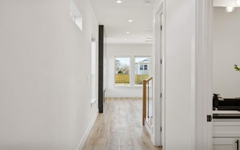 918 N Tatum Avenue, Dallas, TX 75211, 4 Bedrooms Bedrooms, ,5 BathroomsBathrooms,Residential,For Sale,918 N Tatum Avenue,0,21185876