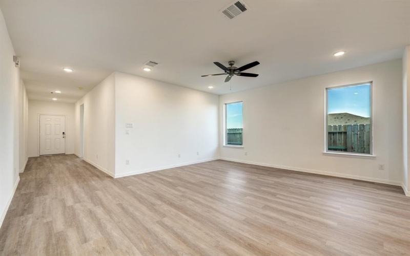 123 Toftrees Drive, Cleburne, TX 76031, 4 Habitaciones Habitaciones , ,2 BañosBaños,Residential,En Venta,123 Toftrees Drive,0,21185919