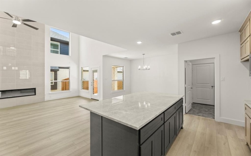 8232 Caprock Trail, Rowlett, TX 75089, 4 Habitaciones Habitaciones , ,3 BañosBaños,Residential,En Venta,8232 Caprock Trail,0,21185947