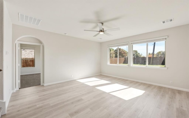 2814 Ocean Drive, Lancaster, TX 75146, 5 Habitaciones Habitaciones , ,3 BañosBaños,Residential,En Venta,2814 Ocean Drive,0,21185967