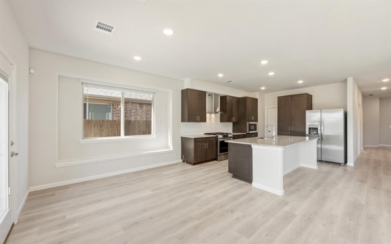 2814 Ocean Drive, Lancaster, TX 75146, 5 Habitaciones Habitaciones , ,3 BañosBaños,Residential,En Venta,2814 Ocean Drive,0,21185967