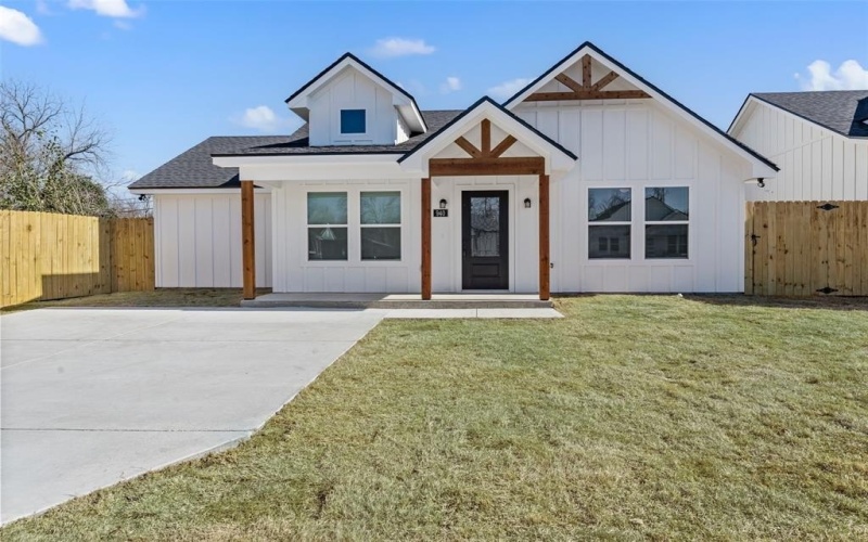 940 Holt Avenue, Waco, TX 76706, 3 Habitaciones Habitaciones , ,2 BañosBaños,Residential,En Venta,940 Holt Avenue,0,21186052