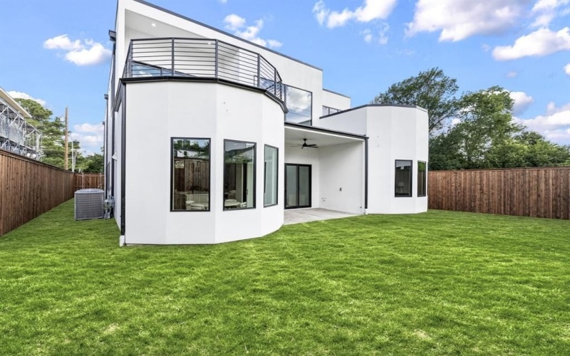 3869 Wemdon Drive, Dallas, TX 75220, 5 Bedrooms Bedrooms, ,7 BathroomsBathrooms,Residential,For Sale,3869 Wemdon Drive,0,21186056