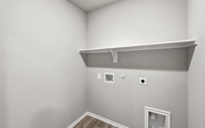 5548 ROLLINS Drive, Denton, TX 76249, 4 Habitaciones Habitaciones , ,2 BañosBaños,Residential,En Venta,5548 ROLLINS Drive,0,21186253