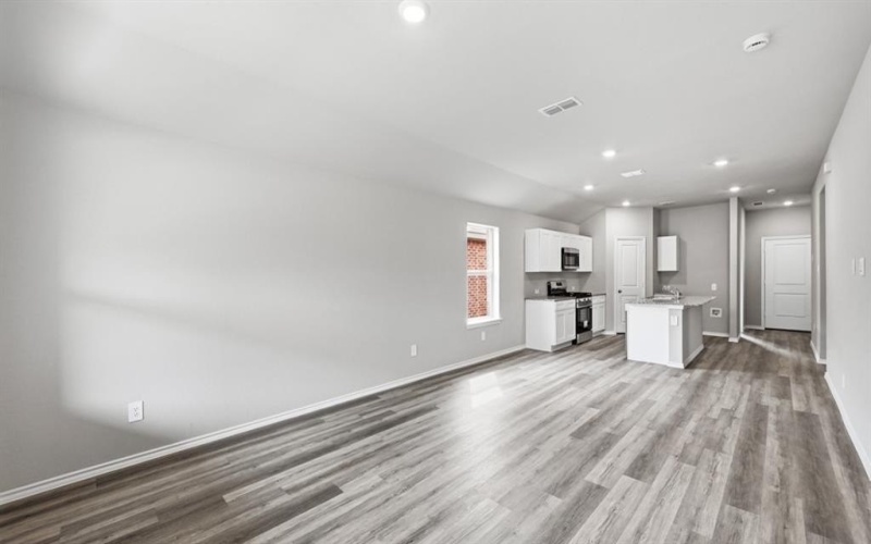 5532 ROLLINS Drive, Denton, TX 76249, 4 Bedrooms Bedrooms, ,2 BathroomsBathrooms,Residential,For Sale,5532 ROLLINS Drive,0,21186280