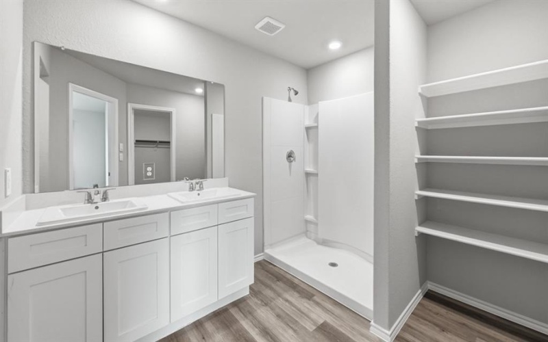 5532 ROLLINS Drive, Denton, TX 76249, 4 Bedrooms Bedrooms, ,2 BathroomsBathrooms,Residential,For Sale,5532 ROLLINS Drive,0,21186280