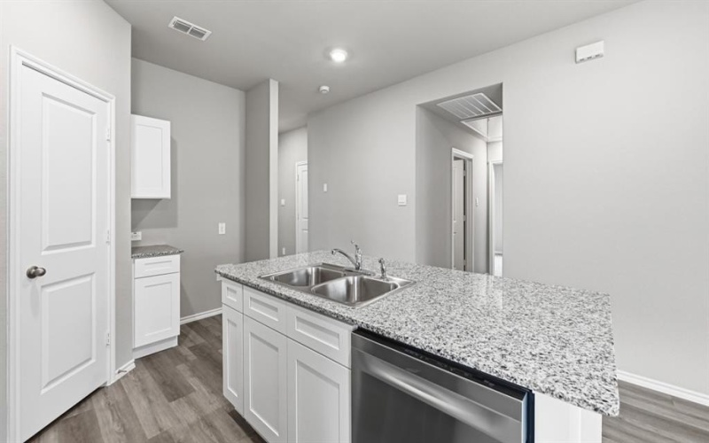 5532 ROLLINS Drive, Denton, TX 76249, 4 Bedrooms Bedrooms, ,2 BathroomsBathrooms,Residential,For Sale,5532 ROLLINS Drive,0,21186280