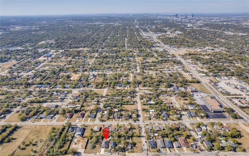 1616 Lindsey Street, Fort Worth, TX 76105, 4 Bedrooms Bedrooms, ,2 BathroomsBathrooms,Residential,For Sale,1616 Lindsey Street,0,21186714