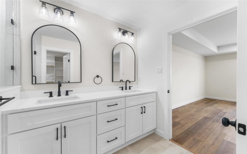 2434 Iroquois Street, Dallas, TX 75212, 4 Habitaciones Habitaciones , ,2 BañosBaños,Residential,En Venta,2434 Iroquois Street,0,21186749